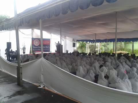 rohis4jkt's tweet photo. Meskipun sempat tertunda-tunda karena berbagai hal, Alhamdulillah bisa terlaksana dengan baik ;) #maulid1436H http://t.co/MBJJiY4OgZ