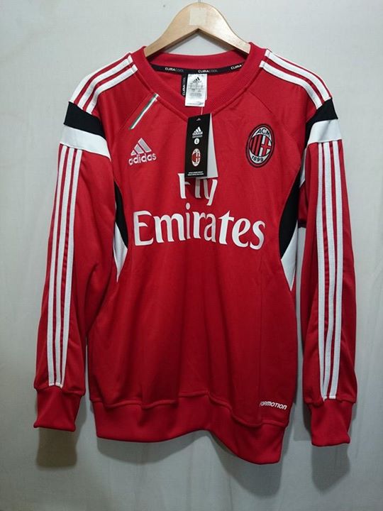 RossoneriStore's tweet photo. Sweater GO Milan price 155rb order 0878-16121899 http://t.co/olqbynttkj