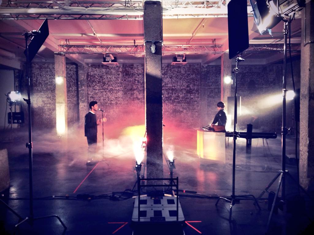 HedleyFilms's tweet photo. Smokey Setup on Set #musicvideo #cinematographer #london @madeon  @kyanmusic http://t.co/h8svvqWBby