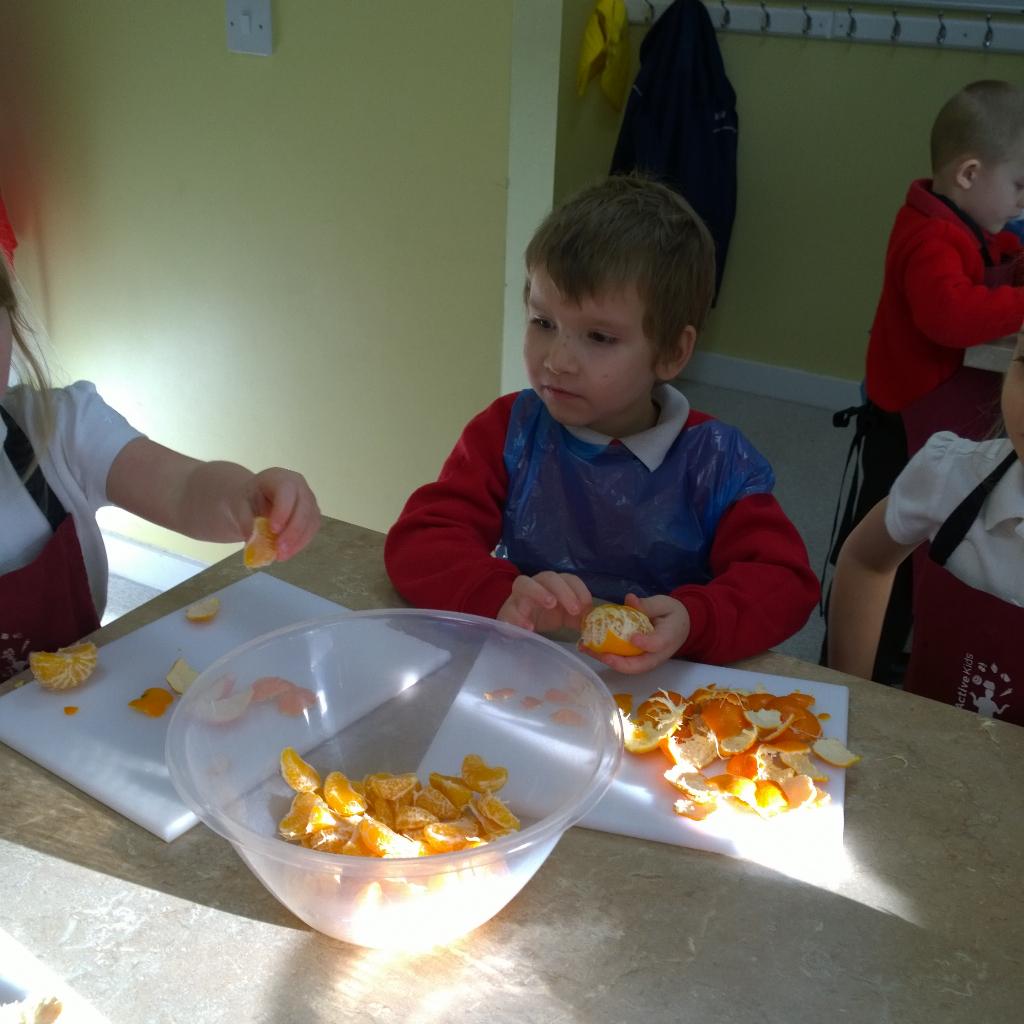 <a href="/marshacan25/">Marsha Frost</a> <a href="/EatHappyProject/">EatHappyProject</a> Do you eat your 5a day kingfisher class have had theirs,peeled,chopped and tasted 🍒