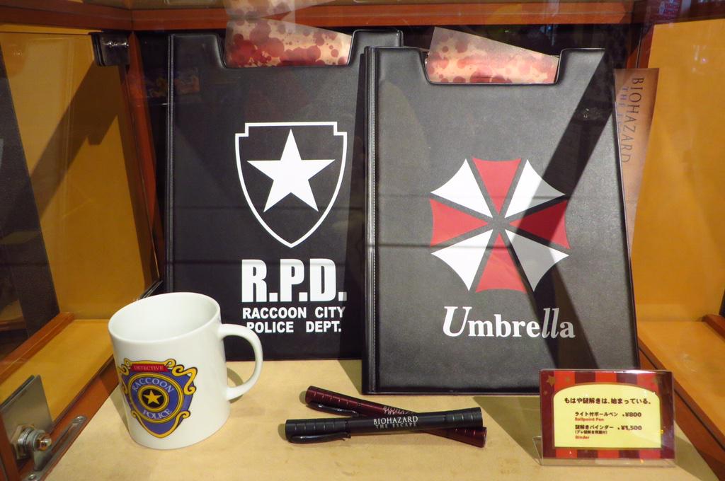 じょーたく キャラクターズ フォー ユーで販売されているクールジャパン関連商品 Usj クールジャパン エヴァ バイオハザード バイオ モンハン グッズ Http T Co Y6dssnsfsr