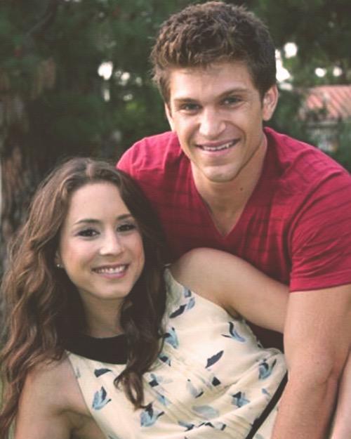 emilybee5100's tweet photo. @ABCFpll Spencer because it is so long and beautiful and curly and she has awesome hairdos! #PLLHair http://t.co/RoAid8wQcQ