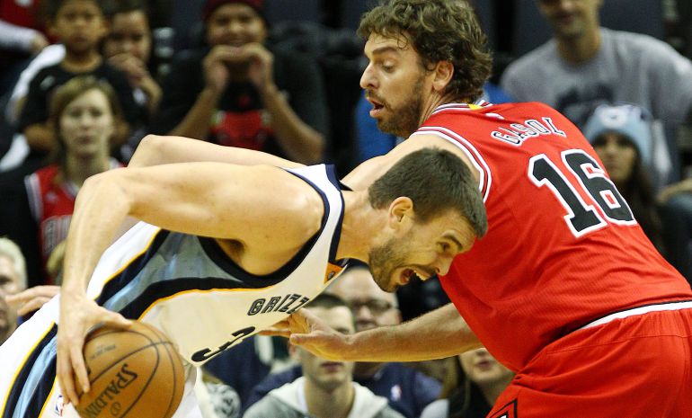La_SER's tweet photo. Pau y Marc, titulares en el ‘All-Star’ http://t.co/zl2ScAejE6 Son la primera pareja de hermanos en lograrlo #NBA http://t.co/dZjHOt2egK