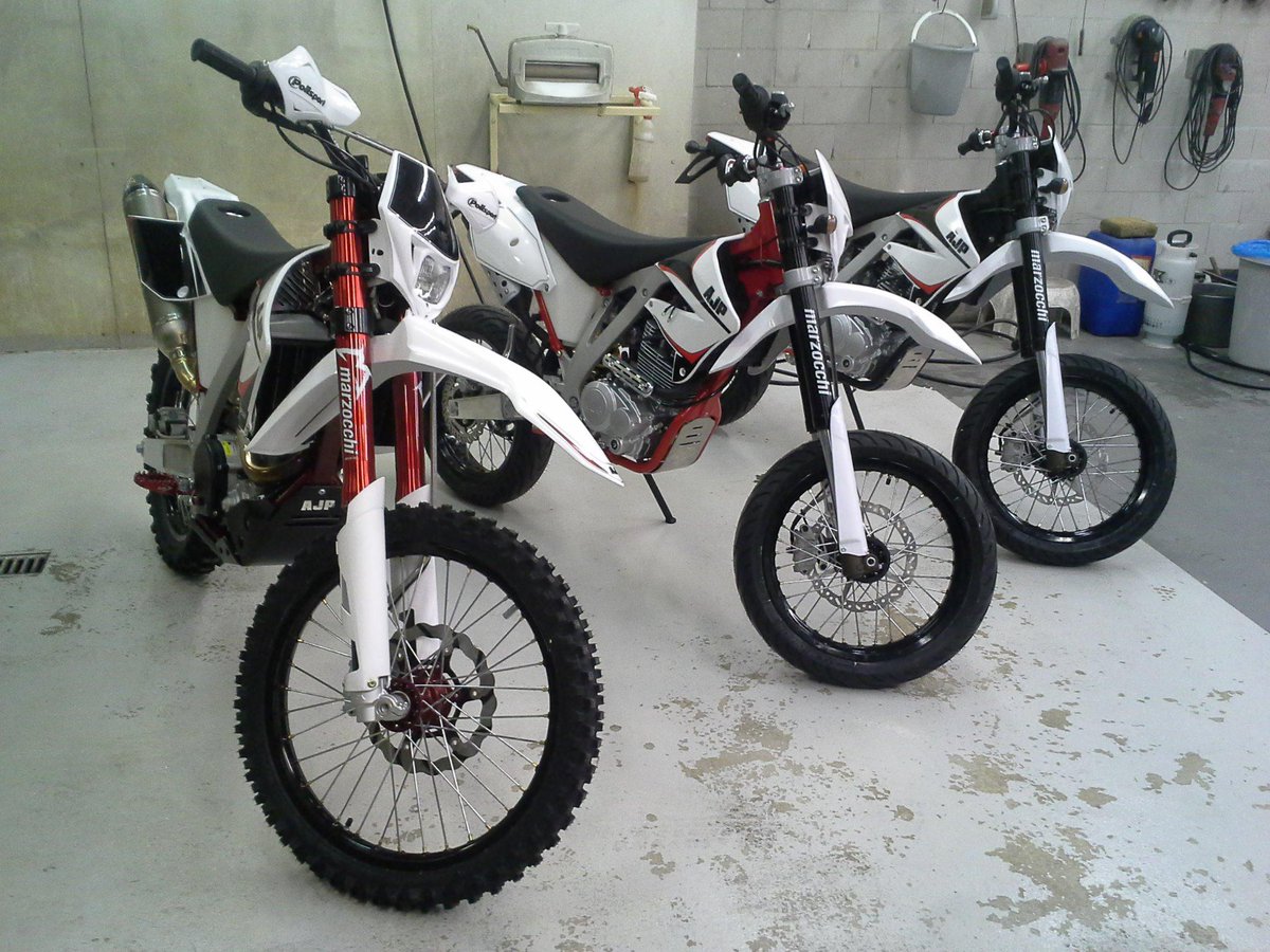 motorimportnl's tweet photo. Onze Modellen zijn binnen, kom ze nu bekijken en voelen in Amsterdam http://t.co/JQEuFrFAAE