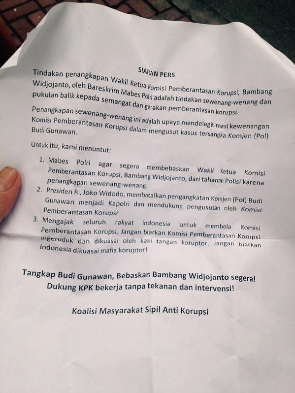 LAWAN... #SaveKPK berantas korupsi hukum mati koruptor