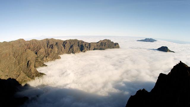 FundacionAquae's tweet image. Bruma de vientos en la #Macaronesia : fundacionaquae.org/node/2401 nuevo post de @Aquawork en nuestro #SmartBlog #LaPalma