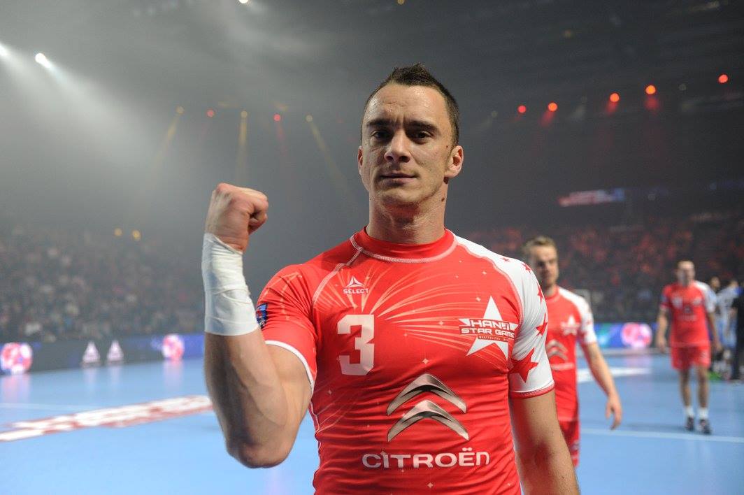 LNHofficiel's tweet photo. Vidéo - Vous avez manqué le #HSG2014 de décembre ? Retrouvez maintenant le best-of en vidéo http://t.co/YTUzc5BLGw http://t.co/Hv3KJDxyBj