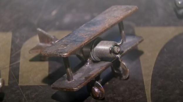 crtvg's tweet photo. Un mecánico de #Chantada realiza #esculturas con pezas sobrantes do seu taller #arte http://t.co/yYmYhvNpKW http://t.co/aEff8PV7By