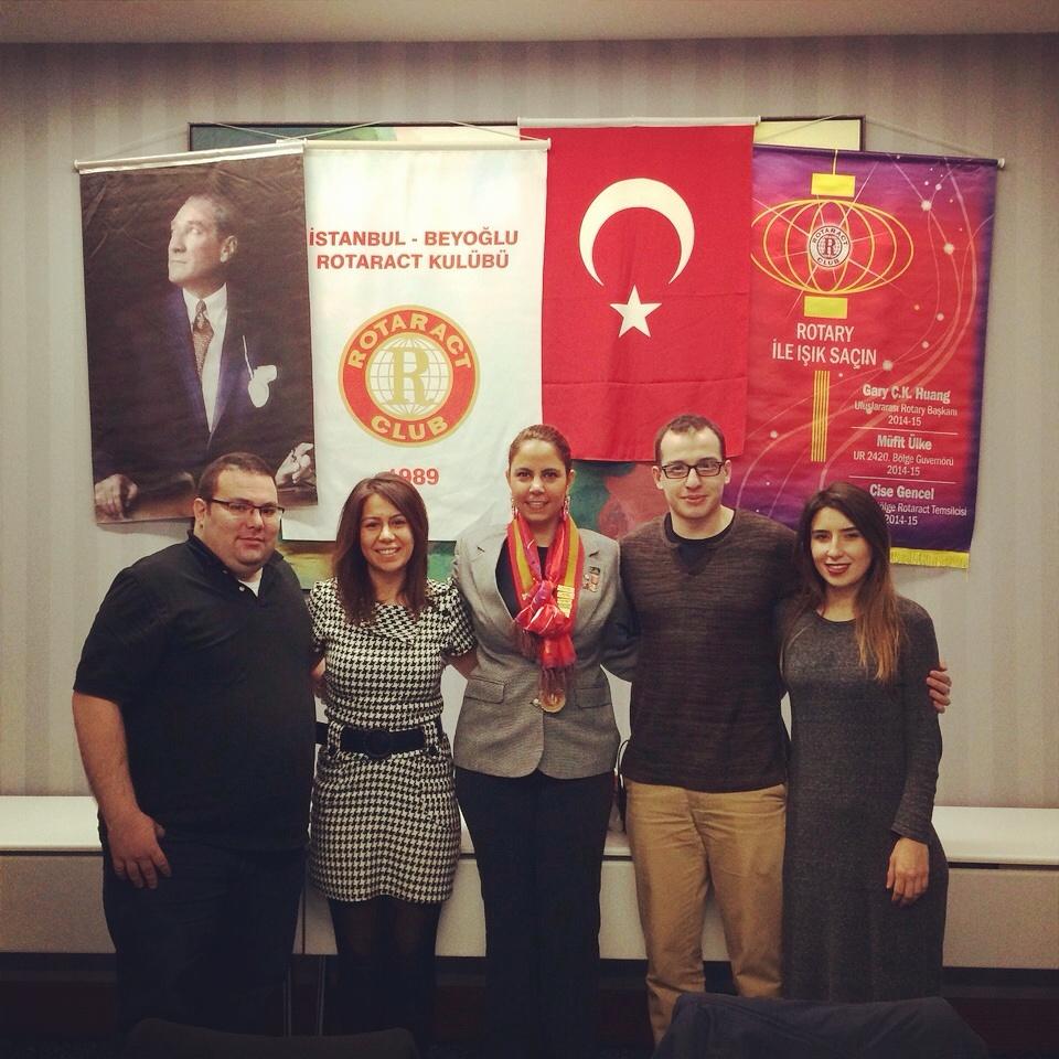 BeyogluRotaract's tweet photo. Dönemin 6. Toplantısını gerçekleştirdik. #beyoglu #rotaract http://t.co/MyRWOzYQgp