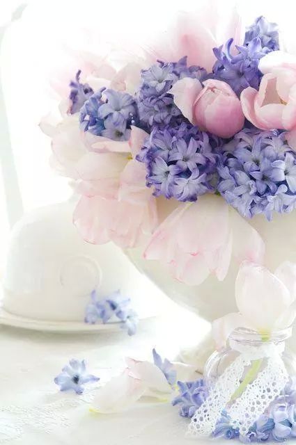 subtiIe's tweet photo. Happy Friday Tani,,Hope ur day is good n full of smiles n laughter :)
@TanishaaMukerji http://t.co/SdpfhFPLks