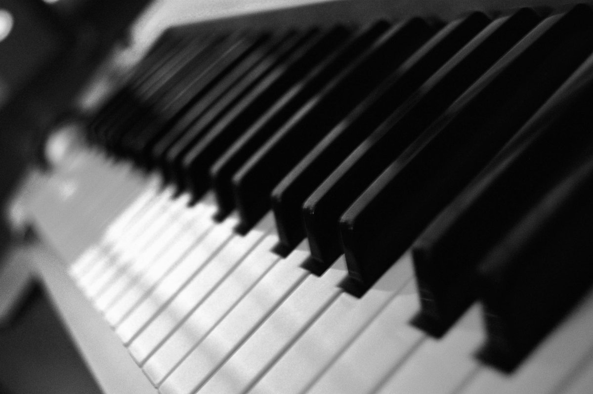 jevansaudio's tweet photo. Has #music ever inspired or even upset you? Then you know how powerful it can be. It's more than a background #brand http://t.co/blsdgXzlMI