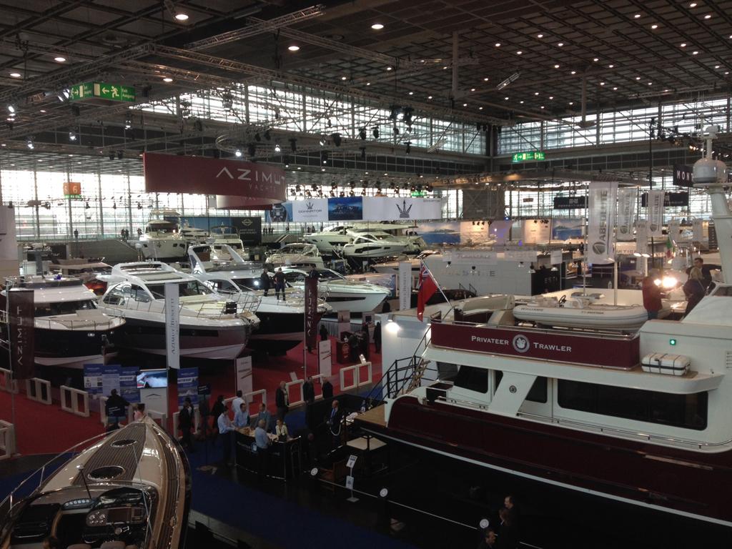 messeDUS_ES's tweet image. Los barcos que 'vienen' de Alemania #Boot2015 @nauta360 buff.ly/1yvERzR #Dusseldorf