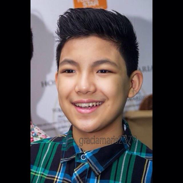 tWishA04's tweet photo. Iba ka talaga D... Wanted fir making young girls go wild... #TheTotalPerformanceConcert3
CTTO http://t.co/oaIPHwLZcA http://t.co/ZR07fEEJrb