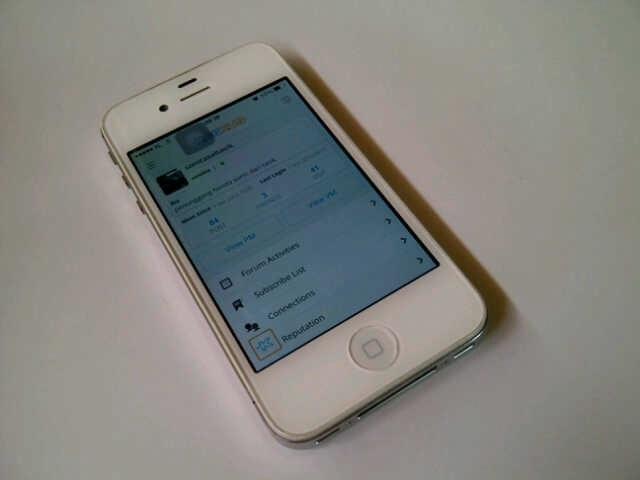 54ndee's tweet photo. @Prambors #TheDandees #DemiIphone6 gw rela gadget lama gw iphone 4s digoreng sampe crispy trus dikeprek pake batu http://t.co/QZqvHfNkY7