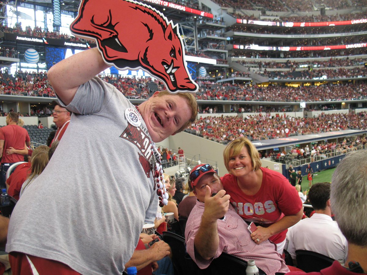 CanaanSandy's tweet photo. HEY #CoachDanEnos! A #WPS Welcome 2 @ArkRazorbacks! R U READY 4 a #HogCalling Winning Year? We R So Ready 4 U! http://t.co/QpsYeNiM8D