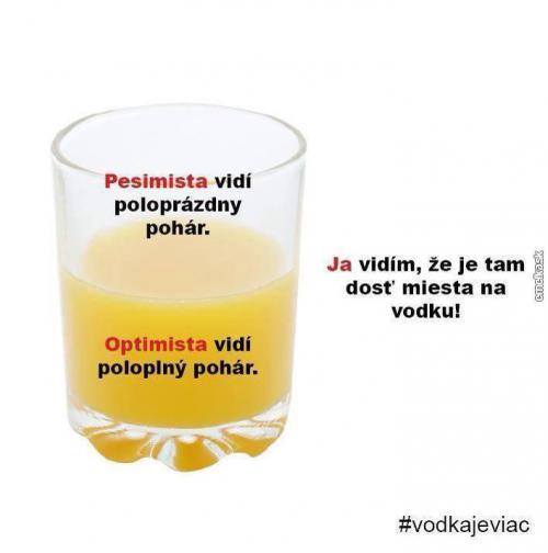 MotivPcz's tweet photo. Určitě to znáte „sklenice je poloplná nebo poloprázdná“ ... ALE podívejte se, jak to vylepšili na #vodkajeviac http://t.co/WQEZZ0AFbh