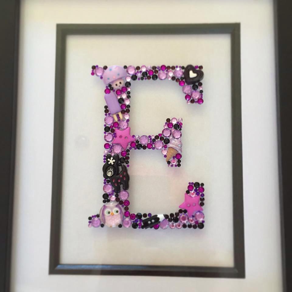 chap_creations's tweet image. Letter E Frame #britcraft #etsypromo #shoutouts #art #hobby #artchain