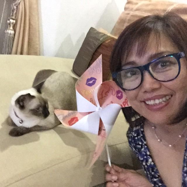 momblogger's tweet photo. Template : How to make a pinwheel and use it for @switchrighton #Renew2015 #switchrighton http://t.co/Xr4nSTIv7J http://t.co/hoHJL1sXzf