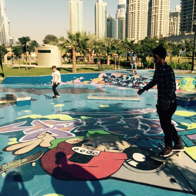 RAGESHOPDXB's tweet photo. Riders preppin' for the competition! #RageShredFest #BayAvenue #ShredFestBA http://t.co/vqEJTAdOHb
