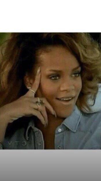 whenbaeonpoint's tweet photo. The look when BÆ handles my mood swigs fine http://t.co/SfZPsf4SZs