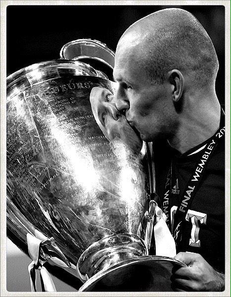 HAPPY 31st BIRTHDAY ARJEN ROBBEN  