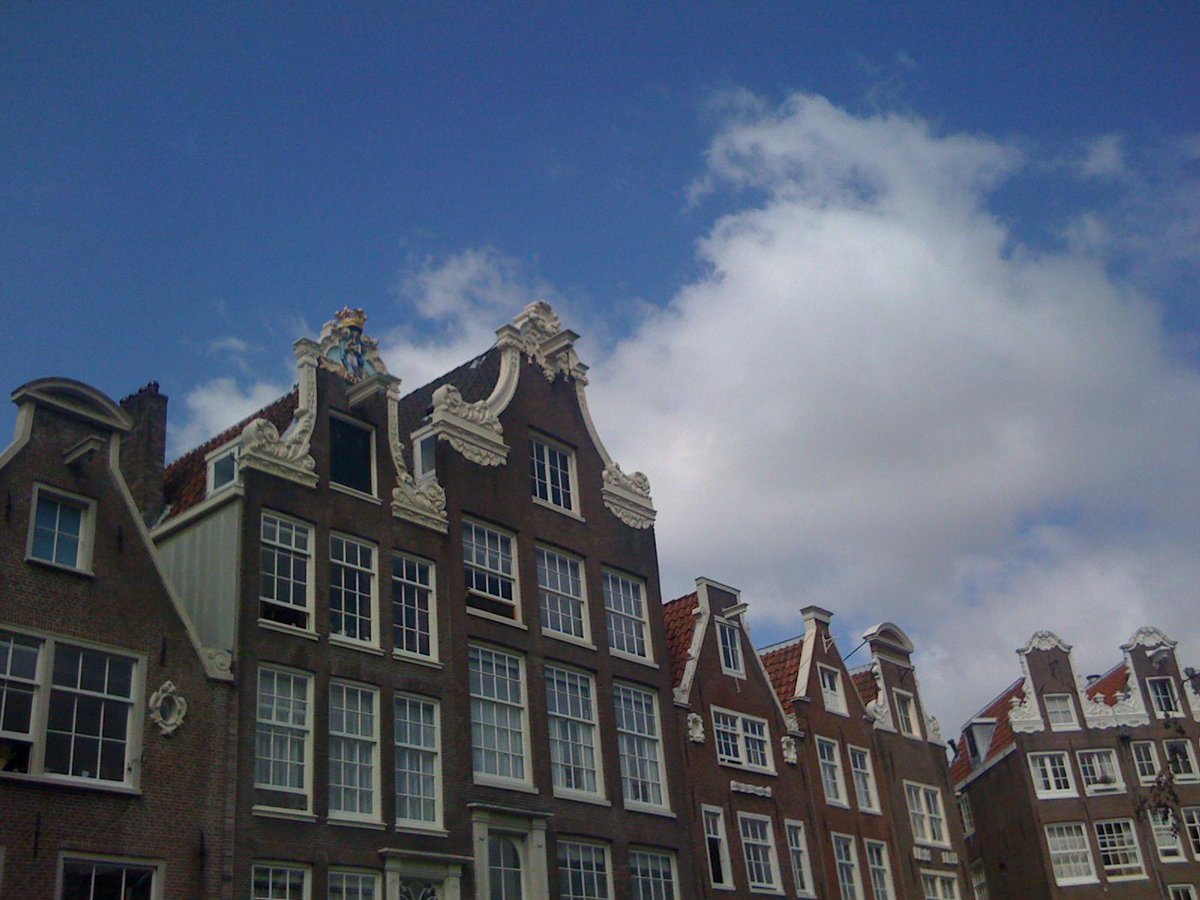 It's going to be a busy weekend! Check our agenda for what's on in Amsterdam! awesomeamsterdam.com/calendar