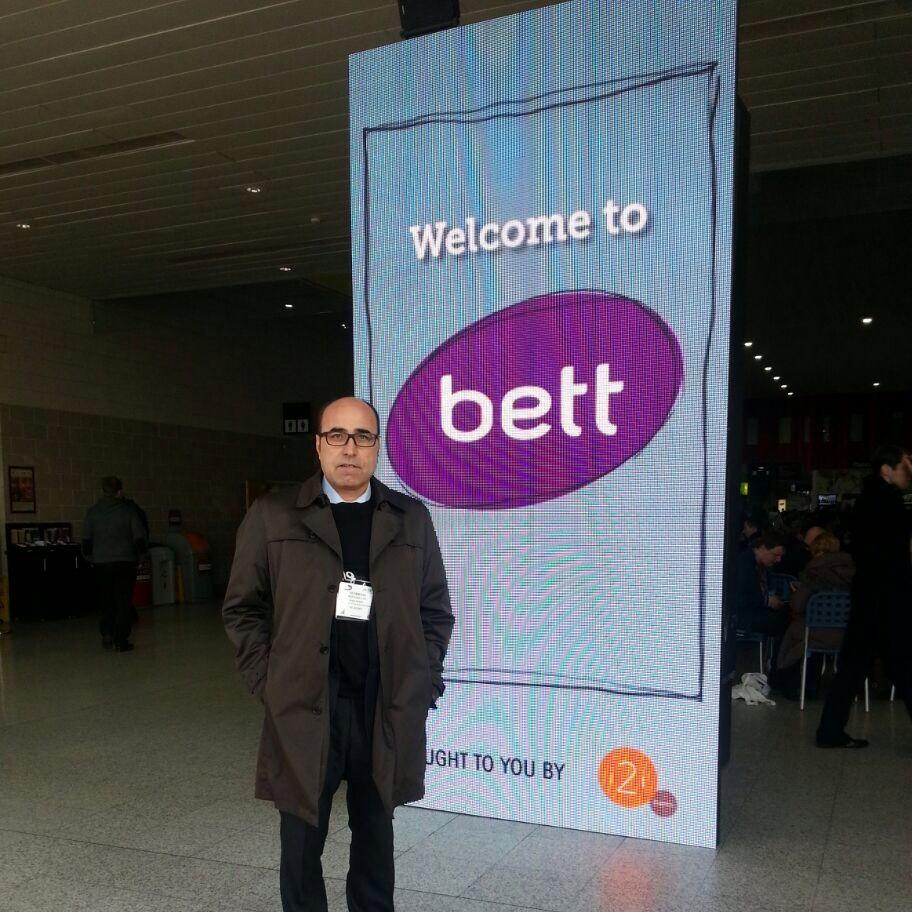 sukrusim's tweet photo. London #Bett2015 @IntelEDU #LearnBigger İstanbul University @acikveuzaktan faculty @alpercihan_ @fatihgursul http://t.co/OD2H9O5FIu