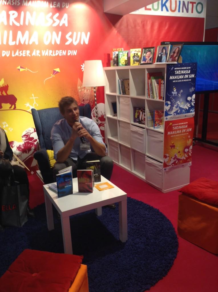 lukuinto's tweet photo. Vuorossa Aleksi Delikouras #lukuinto #läslust #lohkanmiella #educa2015 http://t.co/UwR80OyCK2