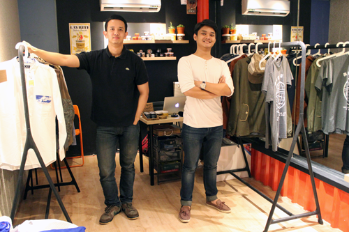 SmartBintaro's tweet photo. Bintaro Stocks Concept Store, Pertama dan Anti Mainstream | Kicau bintaro http://t.co/e7KnMcTvGU cc @bintarocloth http://t.co/UHkmBhodCQ