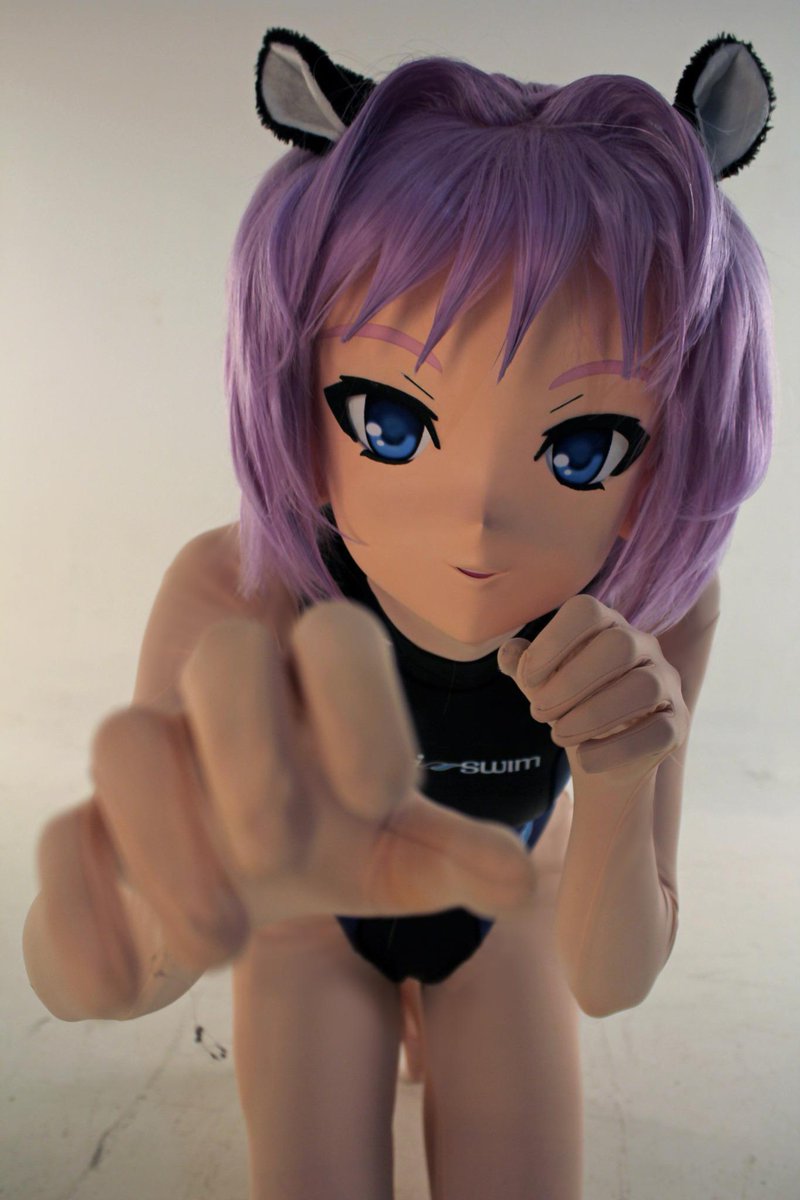Charmingkitsune's tweet photo. Update. A lot to do, release a new style, update website and finish two new sculpts. So a cute pic in the meantime http://t.co/z9CFG3zthx