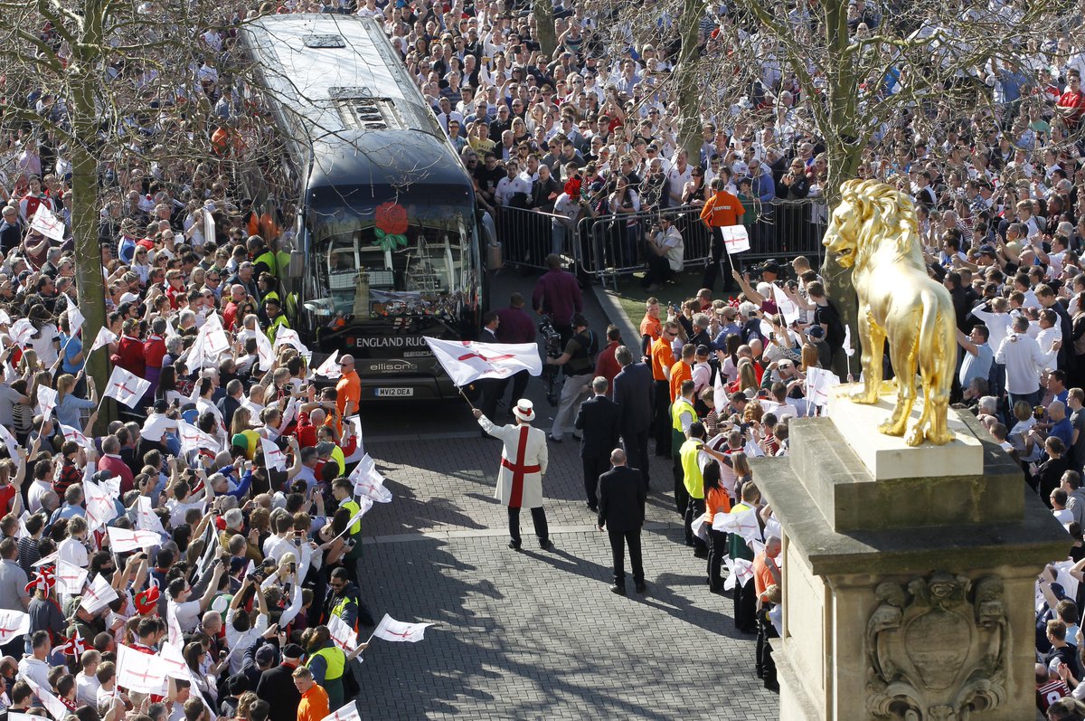 bmwrugby's tweet photo. Two weeks to go. Are you getting excited yet? #SweetChariot http://t.co/GGpPlWBXhb