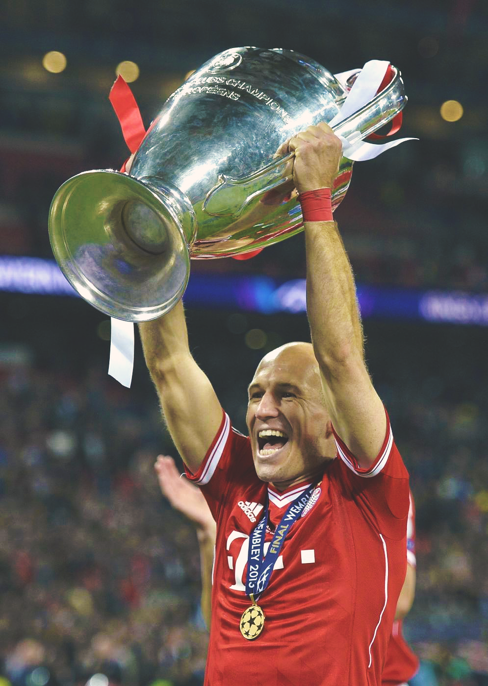   - Happy Birthday, Arjen Robben. 