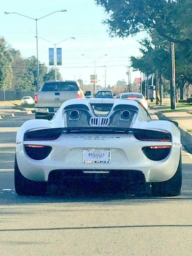 Pauly____C's tweet photo. Got to love the @Porsche #918 what a car! #supercar #918 #porsche http://t.co/YLYj38WtJY