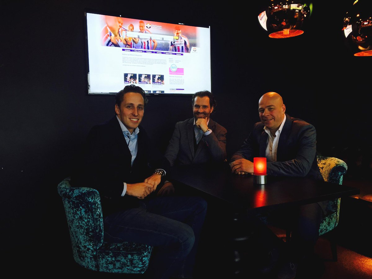 pimdelmee's tweet photo. Binnenkort gaat de nieuwe business website van Willem II online #trots #floow2 #hitprofit #verbinden @FLOOW2 @hitmkb http://t.co/UhTAThnGVR