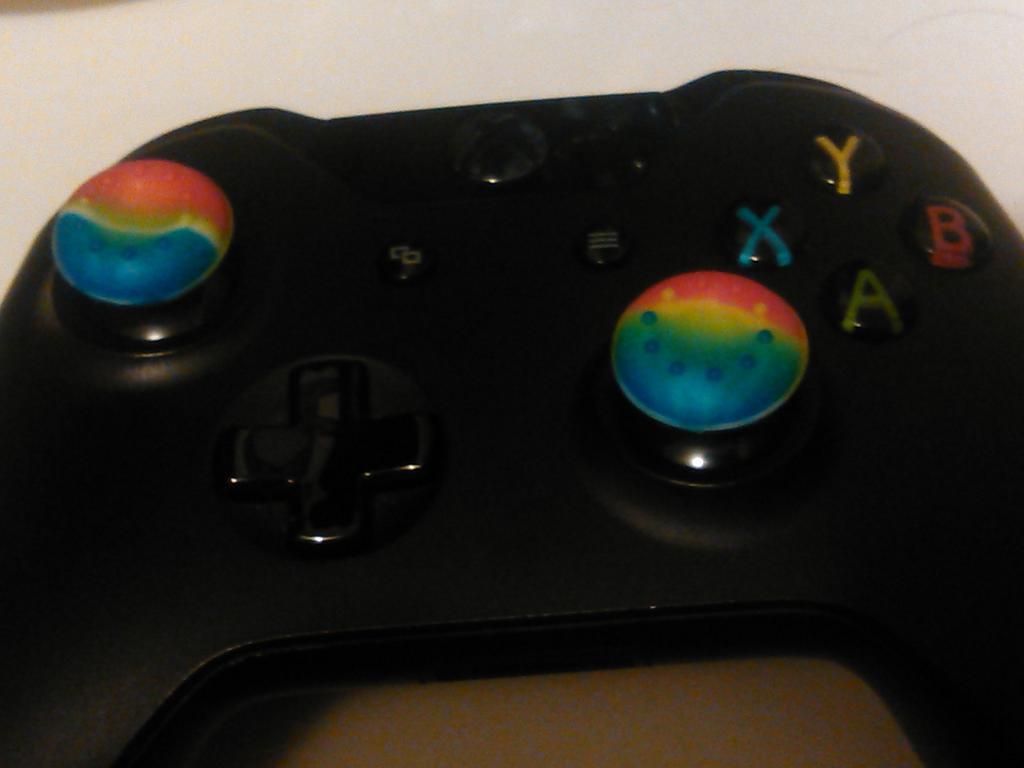 GeckoGrips's tweet photo. GeckoGrips giveaway retweet to enter ends at 100 retweets http://t.co/fddmqESJQz