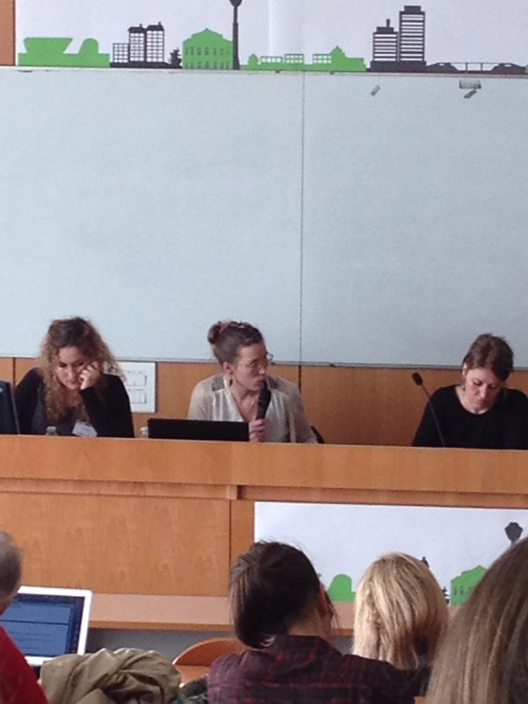 MasterAUDITR2's tweet photo. Le Master AUDIT de @UnivRennes_2 présent au 3èmes rencontres de l'#IAUR "Inventer les équipements de demain" #urba http://t.co/6hLaLowfTU