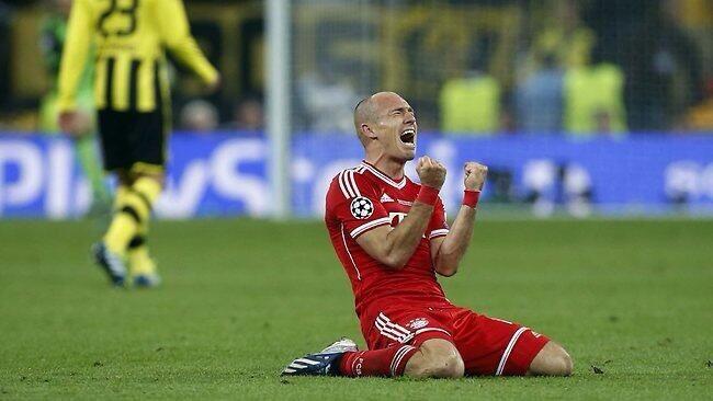 Ich hab geträumt von dir,
von unserer Wembley Nacht... 

Happy Birthday Mr. Wembley  