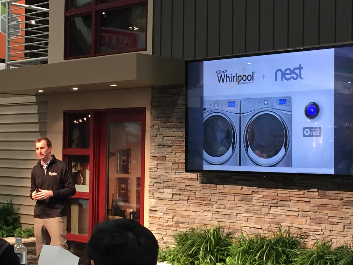 WhirlpoolCorp's tweet image. We had great attendance for Ben Artis&apos; presentation on the connected home at #IBSVegas #KBIS2015