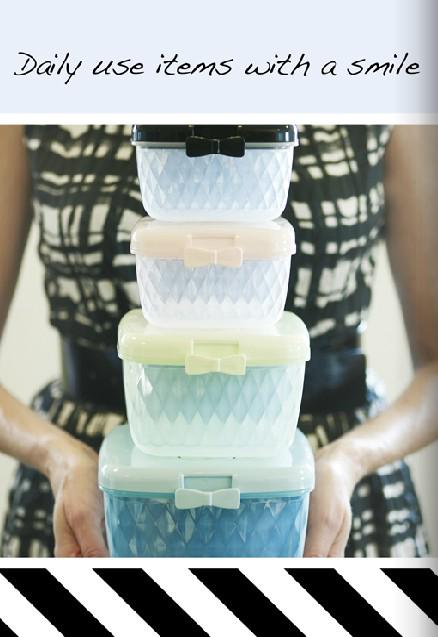 Lotske's tweet image. ❤️❤️ “@100procentleuk: Voorraaddozen saai? Deze niet hoor! #voorraaddoos #bewaarblik #keuken honderdprocentleuk.nl/c-2838339/nieu… http://t.co/z4hwrA56C8”