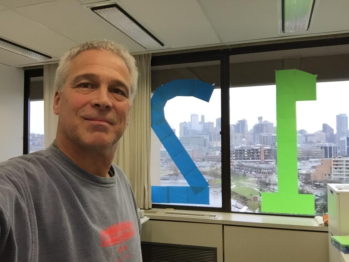 allenschauffler's tweet photo. Ok, I have to take an occasional break from writing about heroin and meth.. Another #window12 pic #windowtwelfie? http://t.co/ULw9vD8c9E
