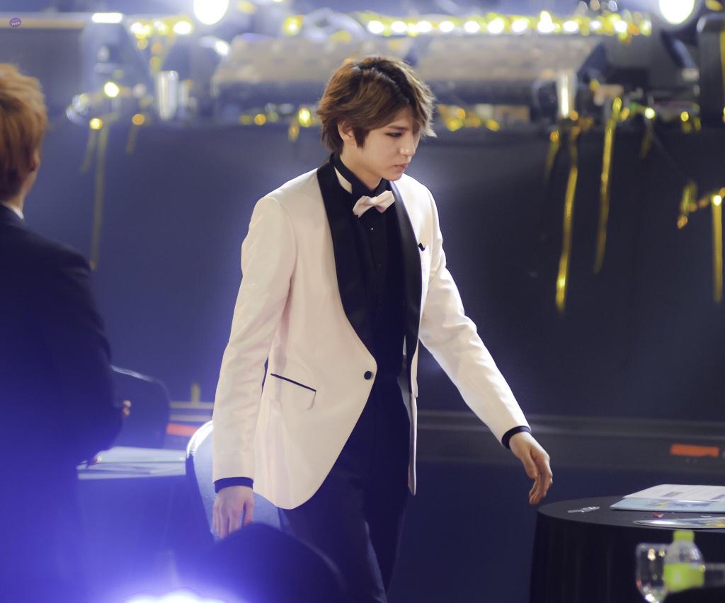 B8DAX0xCMAAPbAT.jpg:large