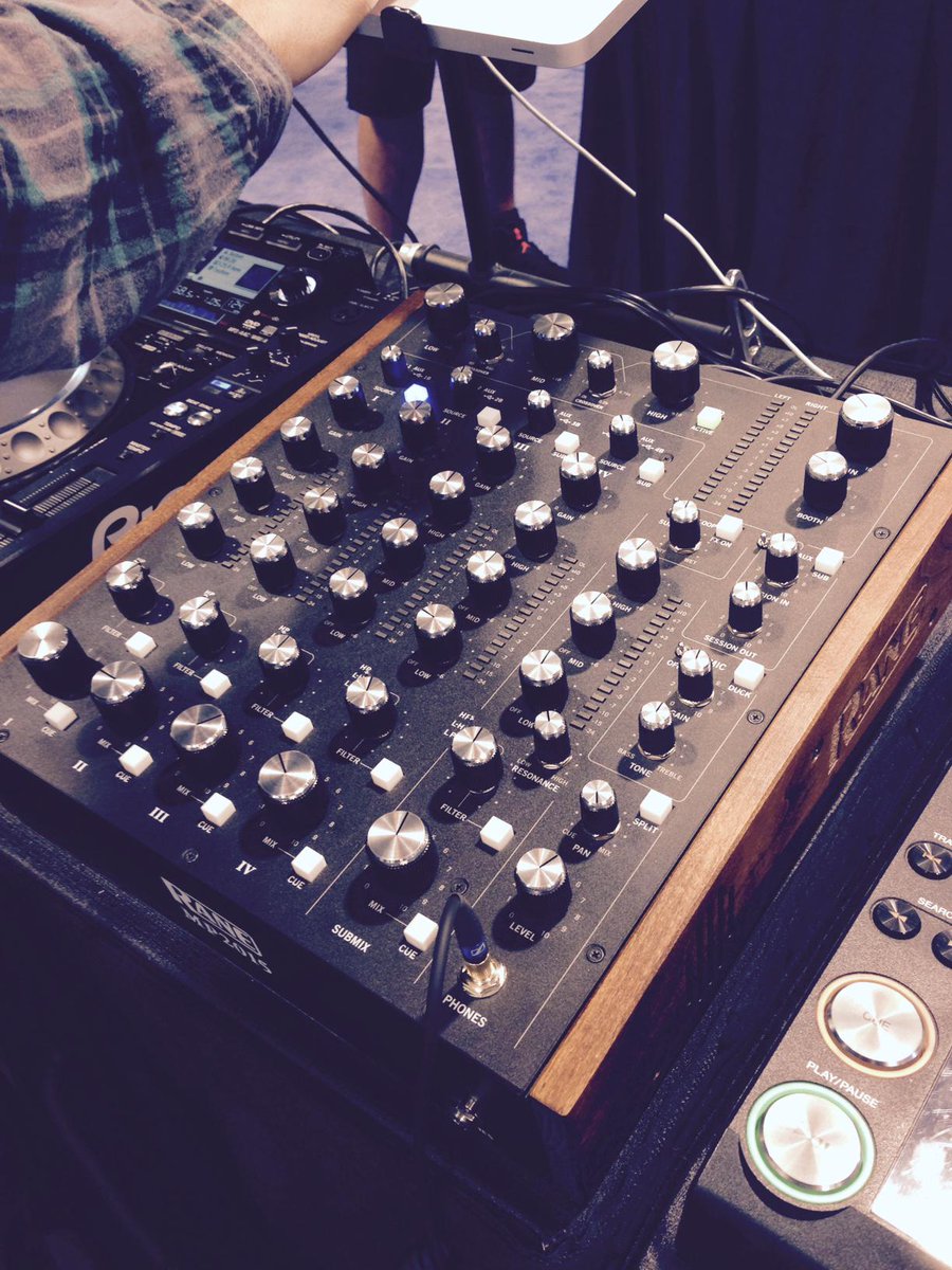 Loopmasters's tweet photo. The new RANE Rotary Mixer is wickkkkkked! #NAMM2015 

#techno http://t.co/7PbHXmSyPi