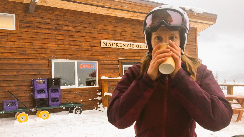 My wife warming up at mid station <a href="/revelstokemtn/">Revelstoke Mountain Resort</a> #powder #stroke #firststop