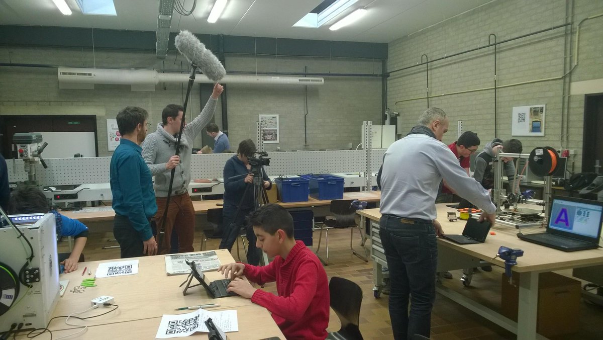 ConingsRobert's tweet image. CCL Video shoot at PTS Maasmechelen #CCLproject #etwinning