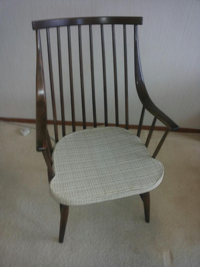 mooiespullen's tweet image. Vandaag weer een klant blij gemaakt met deze prachtige #vintage #nesto voor #pastoe stoel