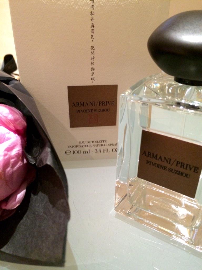 berminghamlaura's tweet image. Perfect for Valentine's perhaps? Pivoine Suzhou, newest addition to Armani Privē  A beautiful peony, @brownthomas ❤️