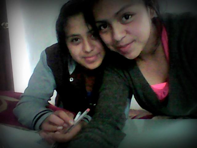 Sandy7ss's tweet photo. #Herlinda y #Sandy las mejores amigas :* http://t.co/jQO5fBnoT7