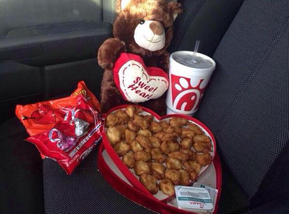 alyceparis's tweet image. i'm buying this for myself valentines day 😂😂 😂😂