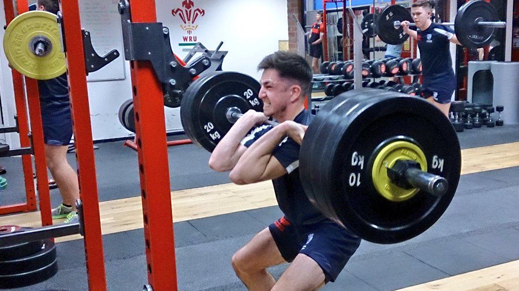 <a href="/lewysgibby/">Lewys Gibby</a> 70kg Bodyweight 123kg Front Squat #FullDepth #RugbyAthlete @pembspathway <a href="/ScarletsAcademy/">Scarlets Academy</a> <a href="/academy_wales/">SAW Cymru</a>