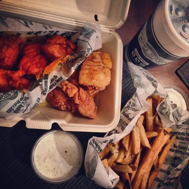 wingstop's tweet image. @cantlovecyn The craving is real, and so are these wings. #GetTheGoods